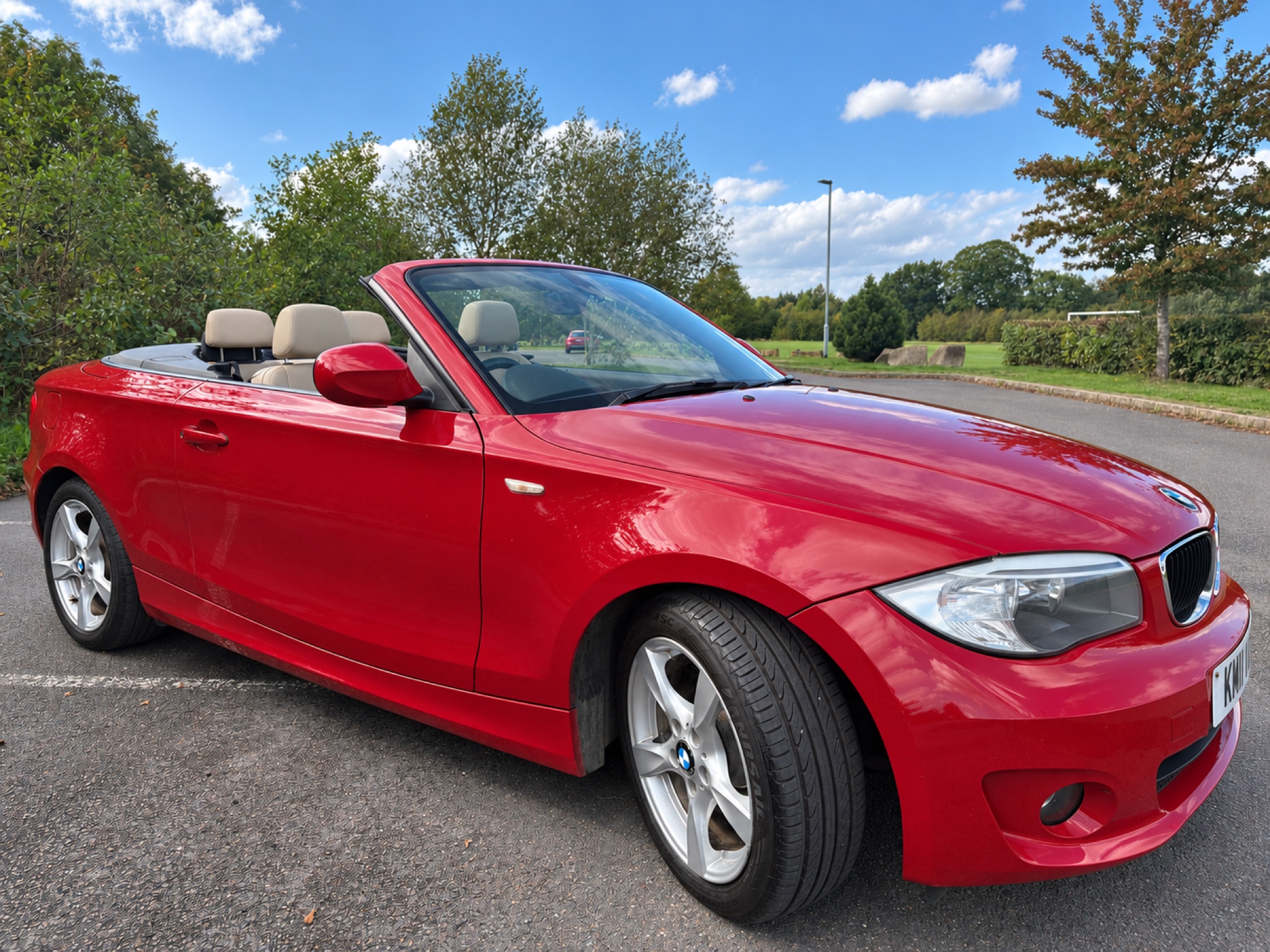 Red BMW 118i Sport